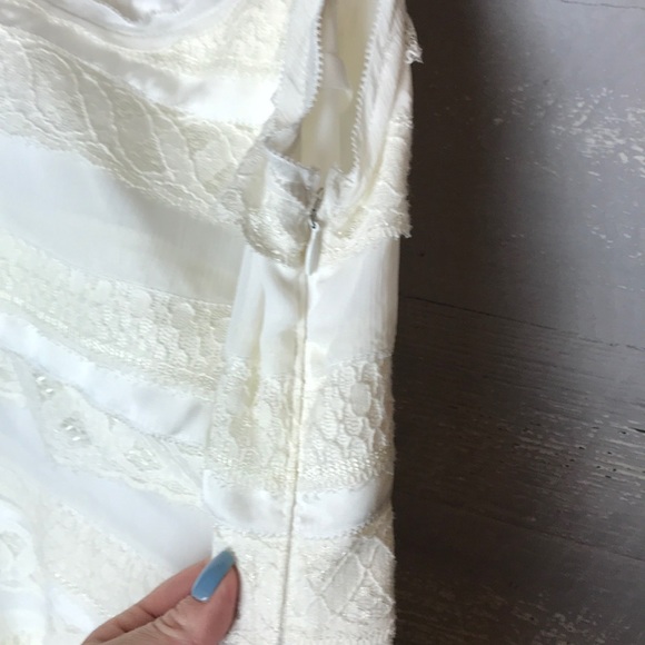 WHBM sleeveless top with ruffles & lace - Picture 5 of 5